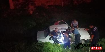 Adana039da-dere-yatagina-dusen-otomobildeki-2-kisi-yaralandi.jpg