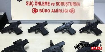 Adana039da-otomobilde-7-ruhsatsiz-tabanca-ele-gecirildi.jpg
