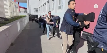 Adana039da-merkezli-yasa-disi-bahis-operasyonu-kapsaminda-13-zanli-tutuklandi.webp.webp.webp