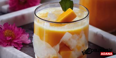 istanbulda-mango-suyu-icmek-isteyen-ispanyol-turist-f7bi.jpg