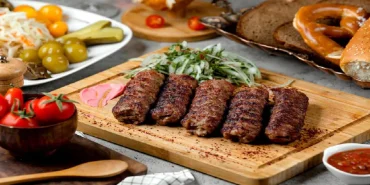 Dunyanin-En-Guzel-Yemegi-Adana-Kebabi.webp.webp.webp