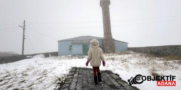 ardahan-ve-karsta-eylul-surprizi-yukseklere-kar-yagdi-gxaf.jpg