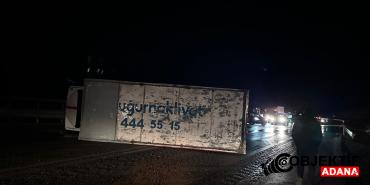 bursada-devrilen-kamyonun-soforu-yaralandi-u1xy.jpg