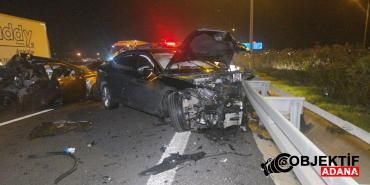 bursada-seyir-halindeyken-arizalanan-otomobile-kamyon-carpti-f9nj.jpg