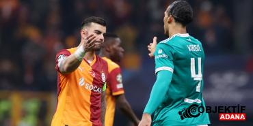 galatasaray-icerde-liverpoolu-eziyor-deplasmanda-galibiyeti-yok-jwjr.jpg