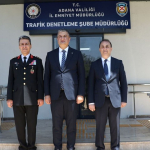 Adana-Valisi-Mustafa-Yavuz-emniyet-personeliyle-bayramlasti.jpg