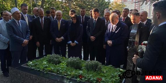 bahceli-turkesin-mezarini-ziyaret-etti-vfty.jpg