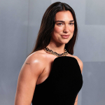 dua-lipadan-samsunga-15-milyon-dolarlik-dava-acti-igdk.jpg