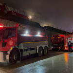 gaziantepte-mobilya-fabrikasinda-yangin-se5q.jpg