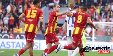 goztepe-deplasmanlarda-puanlari-topladi-izn7.jpg