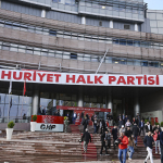 istinafin-chp-kurultay-davasi-kararinin-ardindan-partililer-chp-genel-merkezine-geldi-g88e.jpg
