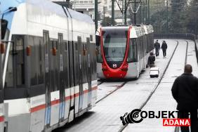 kabatas-bagcilar-tramvay-hattinda-teknik-ariza-seferler-aksadi-9hxx.jpg