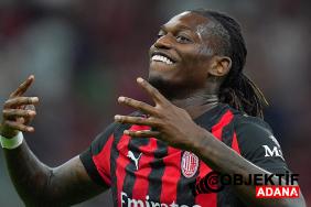 milan-rafael-leao-icin-50-60-milyon-euroluk-teklifleri-kabul-edecek-turkiye-ihtimali-var-eapo.jpg