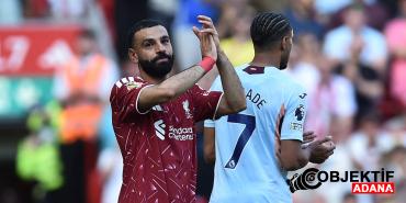 mohamed-salah-ve-robertsondan-liverpoola-duygusal-veda-lsdd.jpg