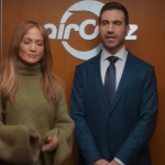 netflixin-merakla-beklenen-yapimindan-ilk-fragman-geldi-jennifer-lopez-ve-brett-goldstein-sahnede-c3.jpeg