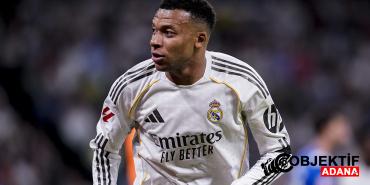 real-madridde-mbappe-krizi-ester-exposito-ile-tatili-ortaligi-karistirdi-unvh.jpg