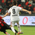salih-ucan-besiktasin-her-oyuncusu-degerlidir-uzdq.jpg