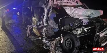tarim-iscilerini-tasiyan-minibus-tira-carpti-12-yarali-dpgy.jpg