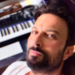tarkan-milli-takim-marsi-tartismalarina-son-noktayi-koydu-sozde-degil-kalpte-bir-olalim-q4q8.jpg
