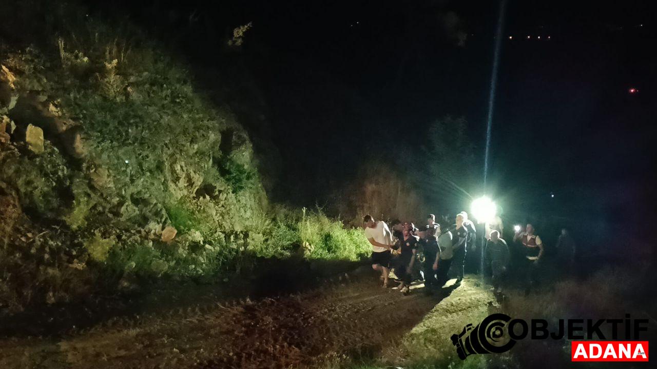 Adana039da-ucuruma-yuvarlanan-otomobilin-surucusu-yaralandi.jpg