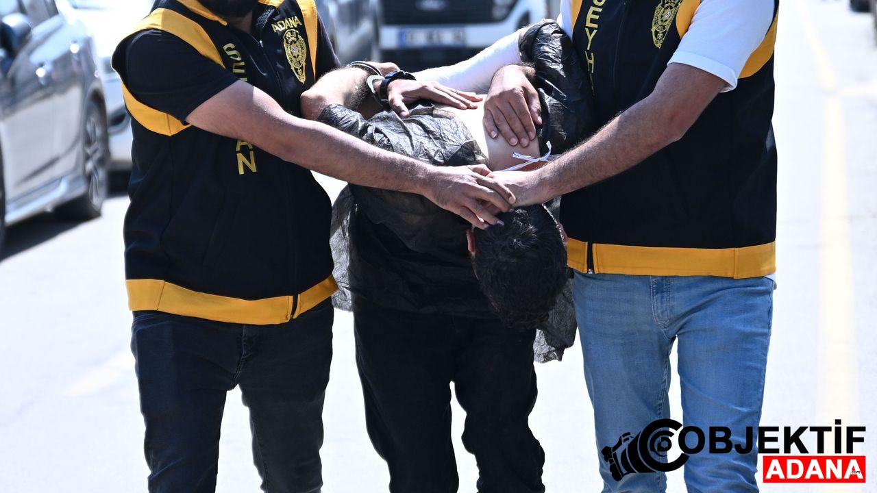 Adana039da-yolda-yuruyen-kadini-bicaklayan-zanli-tutuklandi.jpg