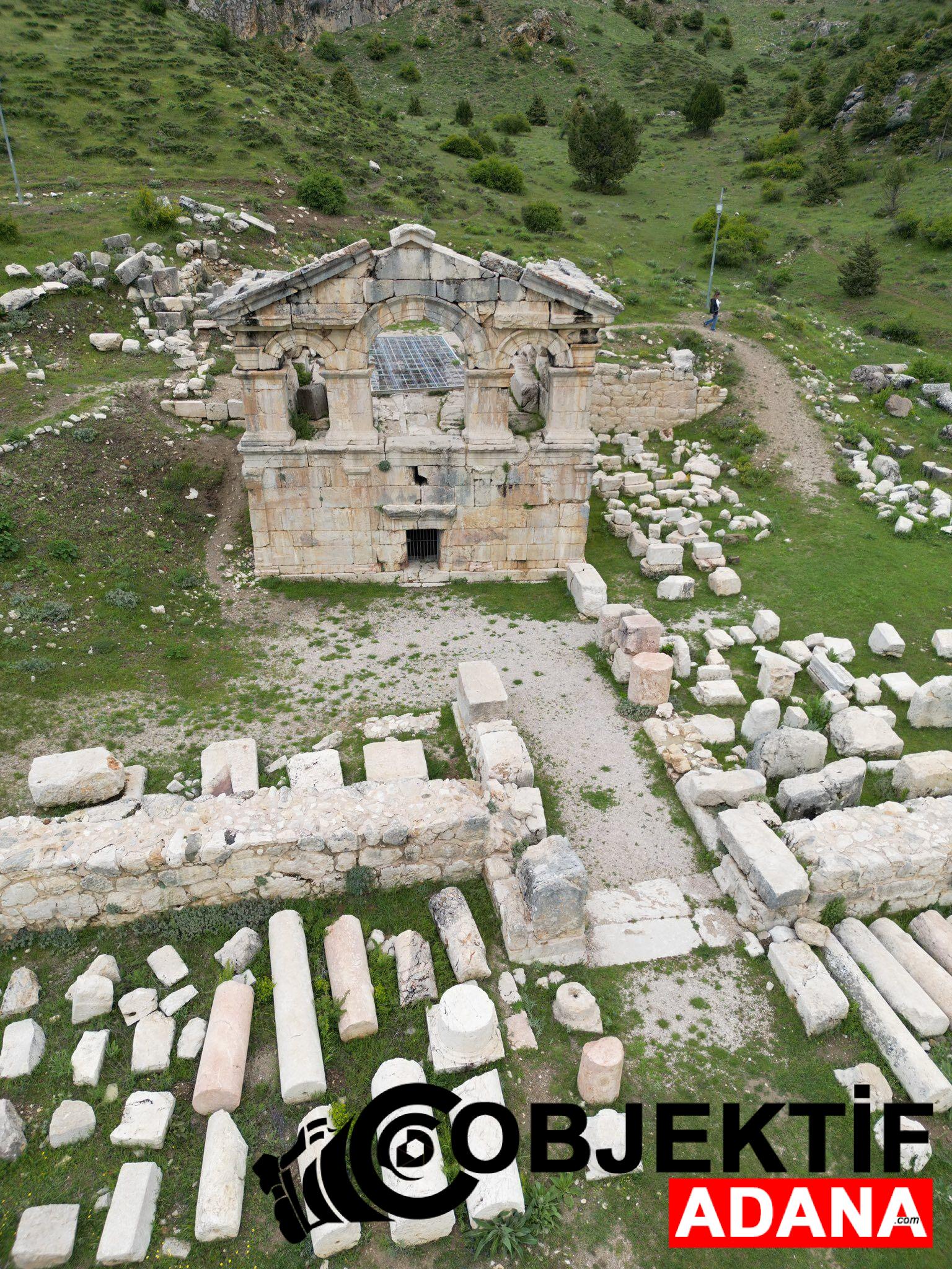Sar-Antik-Kenti-Tarihe-Isik-Tutuyor.jpg