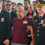 Trafik-kazasinda-sehit-olan-uzman-cavusun-cenazesi-Adana039da-defnedildi.jpg