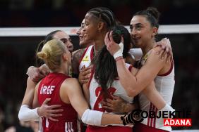 a-milli-kadin-voleybol-takimi-almanyayi-3-2-maglup-etti-ijzz.jpg