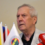 aziz-yildirim-futbol-aklimiz-oguz-cetin-olacak-y4gw.jpg