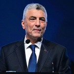 bakan-bolat-75-milyar-dolarlik-tekstil-ve-giyim-sektoru-istihdamda-birinci-sirada-lils.jpg