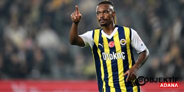 bursaspor-eski-fenerbahceli-futbolcu-lincoln-henriqueyi-kadrosuna-katti-igwp.jpg