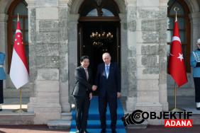 cumhurbaskani-erdogan-singapur-basbakani-wongu-resmi-torenle-karsiladi-uage.jpg