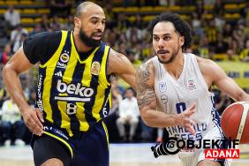 fenerbahce-bekodan-anadolu-efes-karsisinda-muthis-geri-donus-bjf5.jpg