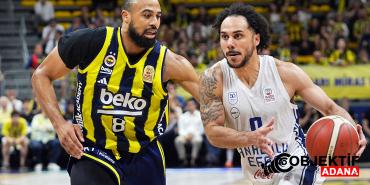 fenerbahce-bekodan-anadolu-efes-karsisinda-muthis-geri-donus-bjf5.jpg