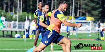 fenerbahcede-vedat-muriqi-soku-antrenmani-yarida-birakti-kgvm.jpg