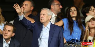 fenerbahcenin-yeni-teknik-direktoru-belli-oldu-aziz-yildirim-anlasmayi-tamamladi-r7tt.jpg