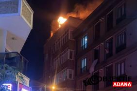 istanbul-esenyurtta-4-katli-binanin-catisinda-yangin-jvkh.jpg