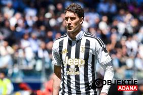 italianonun-vlahovicle-yaptigi-gorusme-ortaya-cikti-besiktasin-eli-guclendi-8s3d.jpg