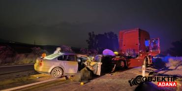 Adana039da-otomobilin-tira-carptigi-kazada-2-kisi-oldu.jpg