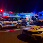 Adana039da-trafik-isiklarinda-bekleyen-araca-carpan-otomobilin-surucusu-oldu.jpg