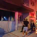 agabeyini-bicakla-kovaladi-evi-atese-verdi-l7j8.jpg
