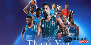 anadolu-efes-rodrigue-beaubois-ile-yollari-ayirdi-lvxh.jpg