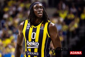 eski-fenerbahceli-johnathan-motley-kizilyildiza-transfer-oldu-rcc4.jpg