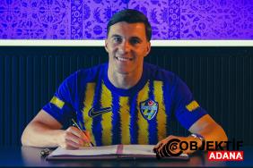 eyupspor-polonyali-futbolcu-konrad-michalaki-transfer-etti-3jug.jpg