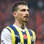fenerbahce-mert-hakan-yandas-ile-1-yillik-sozlesme-imzaladi-miwi.jpg