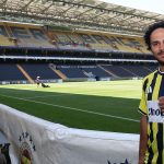 fenerbahcenin-yeni-transferi-shane-larkin-chobani-stadyumunu-gezdi-btzu.jpg