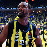 galatasaray-eski-fenerbahceli-dyshawn-pierrei-kadrosuna-katti-qflm.jpg