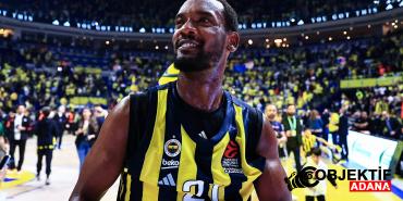 galatasaray-eski-fenerbahceli-dyshawn-pierrei-kadrosuna-katti-qflm.jpg