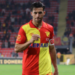 goztepede-ismail-koybasi-futbolu-birakti-hxvy.jpg