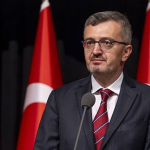 iletisim-baskani-durandan-10uncu-yil-hatira-rozeti-paylasimi-yo8o.jpg